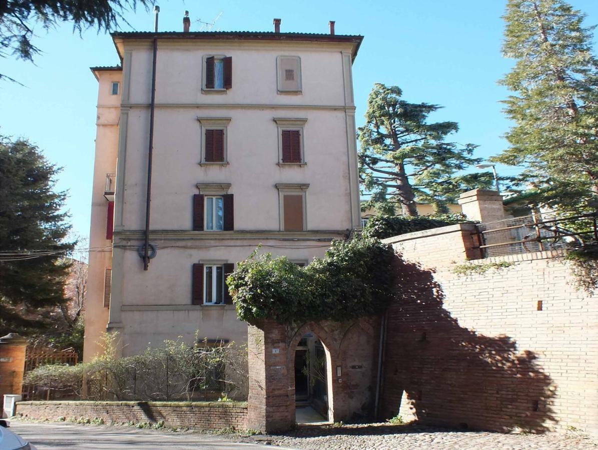Loft Garden In Bologna'S Heart Ospedale Rizzoli Apartman Kültér fotó